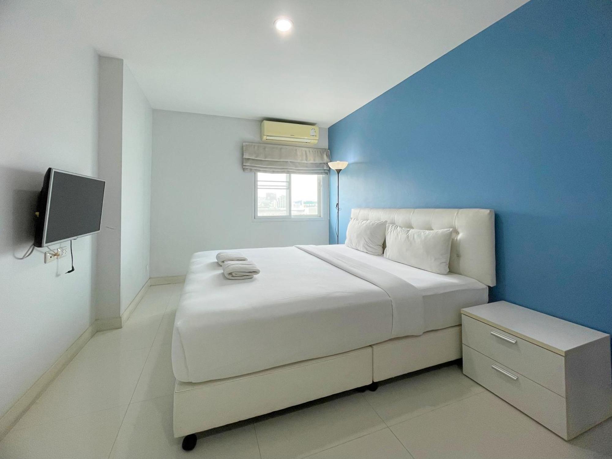 Hotel Baan Pattaya By Sabai Extérieur photo